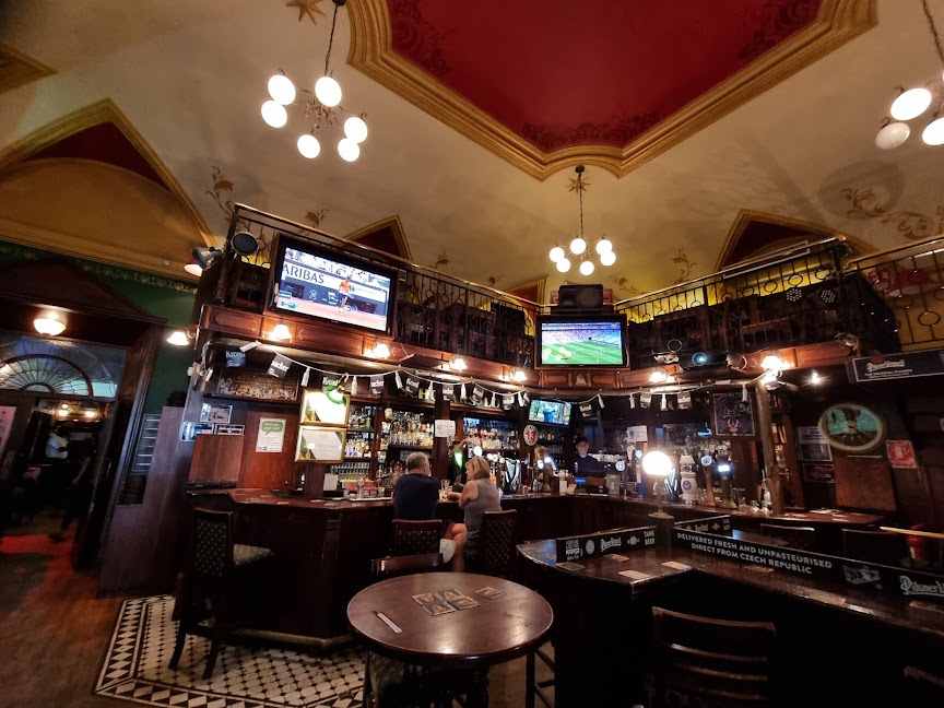 Eton Restaurant And Scholars Lounge Rome Sports — Scholars Lounge